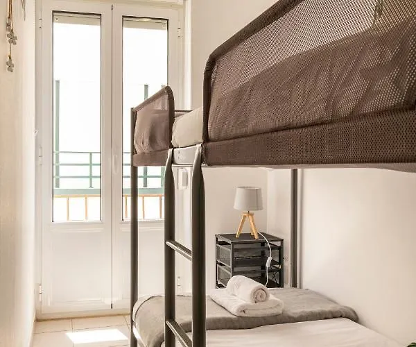 Flowers House نازاريه